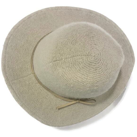 Universal Thread Goods Company Women's Floppy Hat Packable Wool Blend - Picture 8 of 10